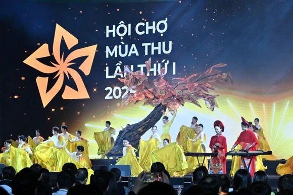 Khai mạc Hội chợ Mùa Thu lần thứ nhất - năm 2025