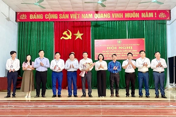 Ra mắt mô hình “Chính quyền thân thiện, vì Nhân dân phục vụ” tại xã Ngọc Trạo