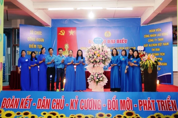 Phát huy vai trò chăm lo, bảo vệ quyền, lợi ích hợp pháp, chính đáng cho người lao động