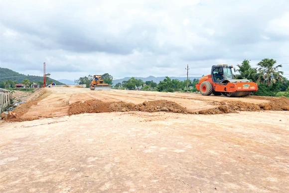 Cần “trợ lực” để cấp xã hoàn thành tốt nhiệm vụ giải phóng mặt bằng