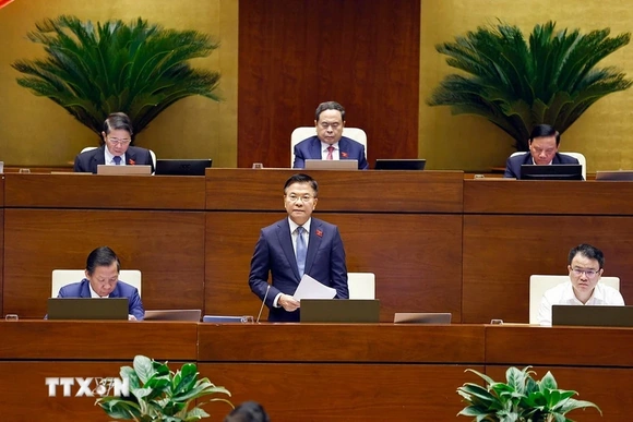 Chính phủ đang triển khai nhiều giải pháp kiểm soát giá vàng, giá nhà đất