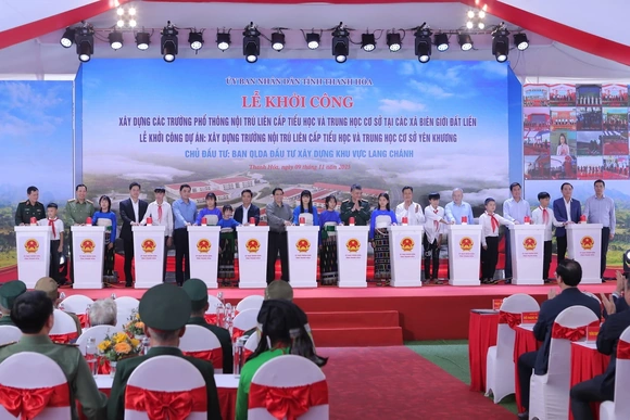 Khẳng định tinh thần “Cả nước hướng về biên cương, vì tương lai con em đồng bào các dân tộc”