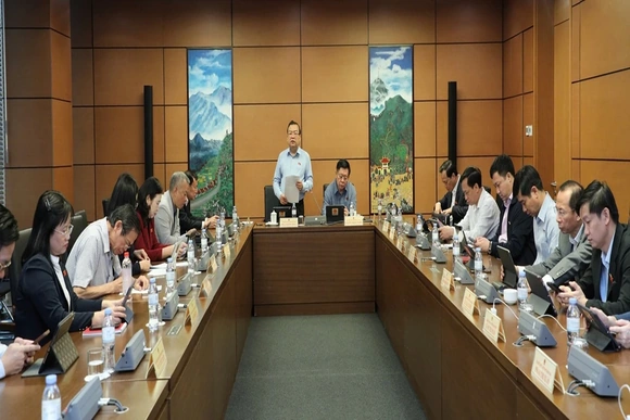 Đoàn ĐBQH Thanh Hoá tham gia góp ý vào 3 dự án Luật tại Kỳ họp thứ 10, Quốc hội khóa XV