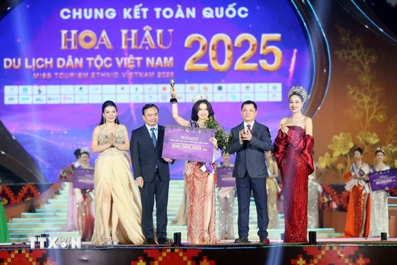Trần Minh Phương đăng quang Hoa hậu Du lịch Dân tộc Việt Nam năm 2025