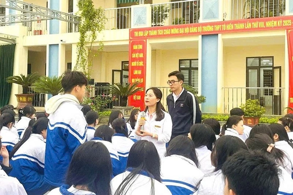 Lan tỏa tinh thần thi đua, khát vọng cống hiến