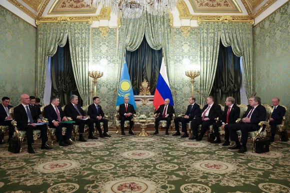 Nga - Kazakhstan nâng cấp quan hệ lên Đối tác chiến lược toàn diện mới