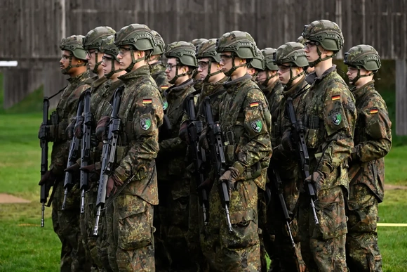 Đức xây dựng quân đội mạnh nhất châu Âu