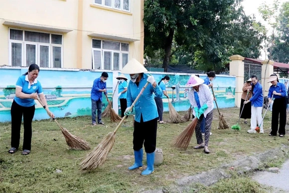 Chung tay bảo vệ môi trường xây dựng nếp sống văn minh, hiện đại