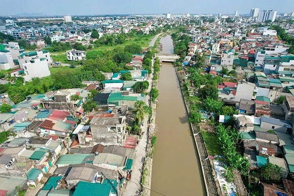 Mỏi mòn chờ tái định cư