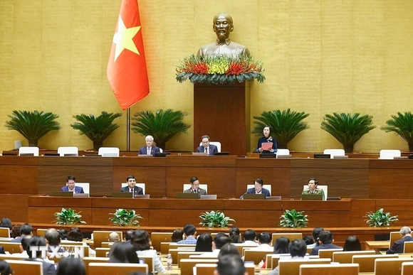 Quốc hội biểu quyết thông qua 4 dự thảo luật trong lĩnh vực pháp luật