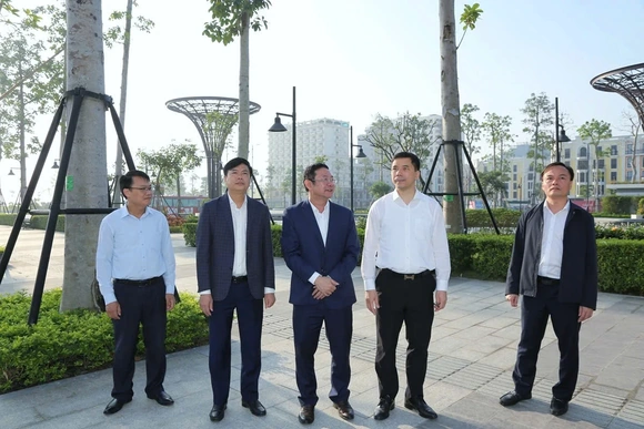 Phó Bí thư Thường trực Tỉnh ủy Nguyễn Hồng Phong: Xây dựng hình ảnh du lịch Sầm Sơn đẹp, an toàn, văn minh, thân thiện