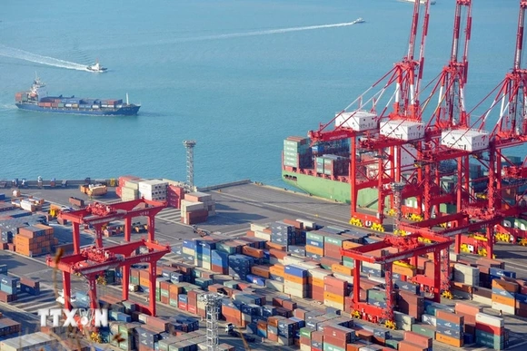 1 năm sau sự cố thiết quân luật, Hàn Quốc vẫn còn những “vết sẹo” chưa lành