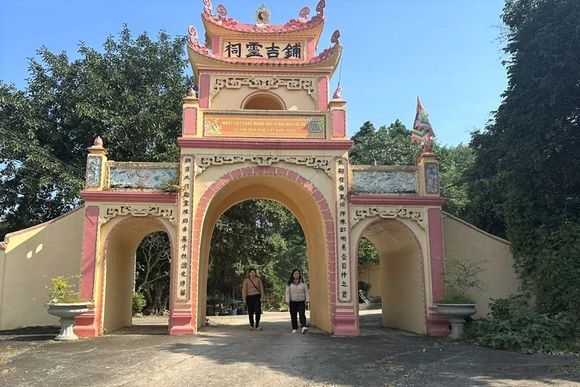 Linh thiêng đền thờ Mẫu trên đất Vân Du