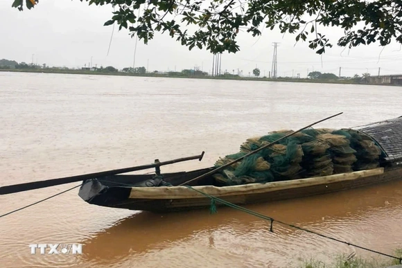 Các địa phương miền Trung khẩn trương ứng phó mưa lũ lớn ngày 3-4/12