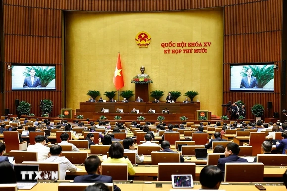 Hôm nay, Quốc hội thảo luận về báo cáo nhiệm kỳ của Chủ tịch nước, Chính phủ