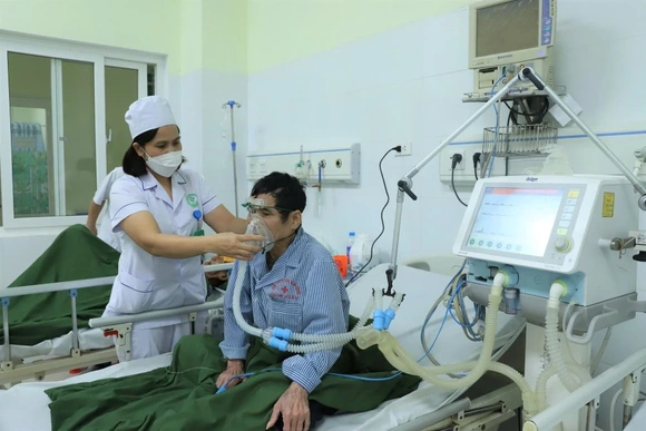 Bệnh viện Đa khoa Hà Trung xây dựng môi trường không thuốc lá