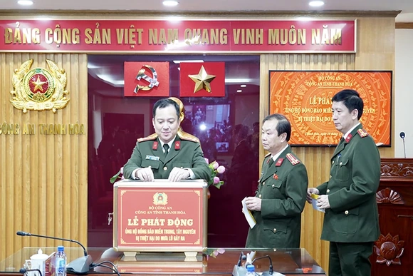 Công an Thanh Hóa phát động ủng hộ đồng bào miền Trung, Tây Nguyên khắc phục hậu quả thiên tai