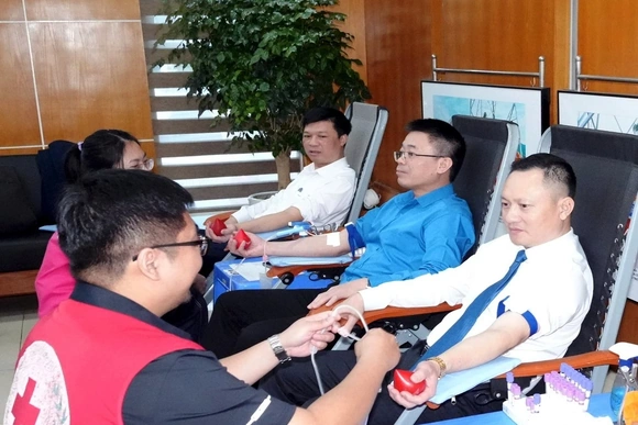 Tuần lễ hồng: Vạn trái tim - Một tấm lòng vì cuộc sống cộng đồng