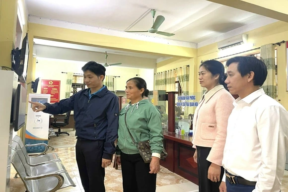 Hồi Xuân: Lan tỏa “Bình dân học vụ số” và nâng cao hiệu quả phục vụ Nhân dân