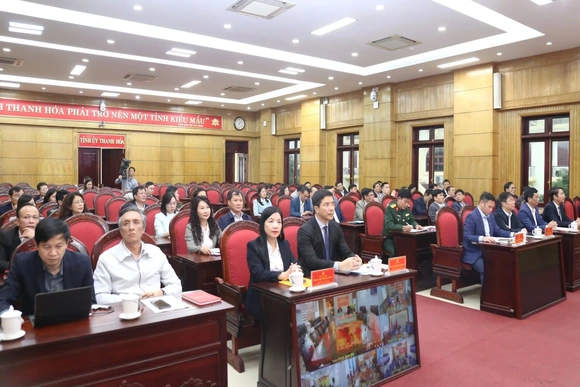 Chuyển trọng tâm công tác kiểm tra, giám sát sang cảnh báo, phòng ngừa từ sớm, từ xa