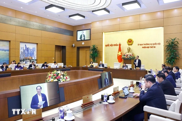 Họp Ủy ban Thường vụ Quốc hội: Đổi mới cách tiếp cận trong phân loại đô thị