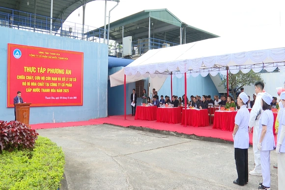 Công ty Cổ phần Cấp nước Thanh Hóa thực tập chữa cháy, cứu nạn cứu hộ và xử lý sự cố hóa chất