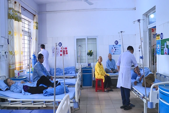 Các bệnh viện sẵn sàng bảo đảm cấp cứu, điều trị cho người dân dịp nghỉ Tết Dương lịch