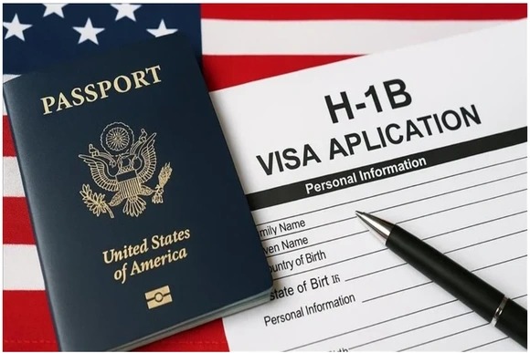 Mỹ chấm dứt cơ chế “xổ số” visa H-1B, ưu tiên lao động tay nghề và lương cao