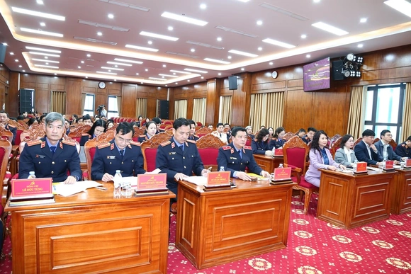 Tập trung lãnh đạo, chỉ đạo nâng cao hiệu lực, hiệu quả công tác thực  hành quyền công tố, kiểm sát hoạt động tư pháp