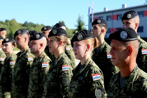 Serbia sẽ khôi phục chế độ nghĩa vụ quân sự bắt buộc