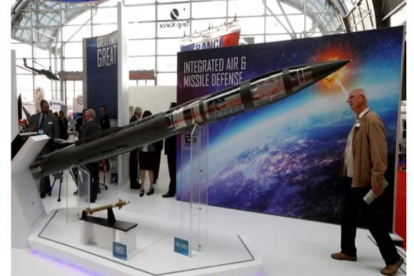 Lầu Năm Góc và Lockheed đạt thỏa thuận mở rộng sản xuất tên lửa