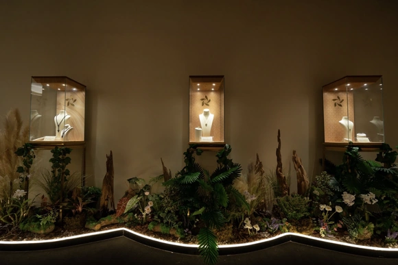 Thiên Mộc Hương tổ chức Triển lãm nghệ thuật Trầm Hương “Hào quang Di sản” - Một triển lãm, hai ngôn ngữ sáng Ttạo