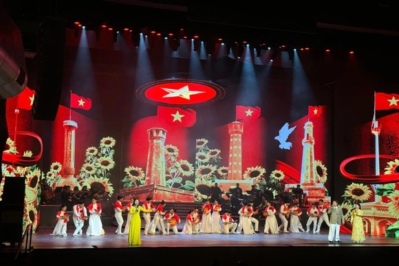 Chương trình “Mãi mãi niềm tin theo Đảng”: Khơi dậy niềm tự hào trong Nhân dân