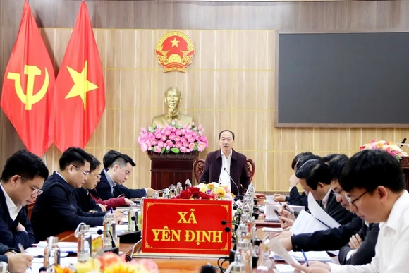 Phó Chủ tịch Thường trực HĐND tỉnh giám sát công tác bầu cử ĐBQH và đại biểu HĐND các cấp