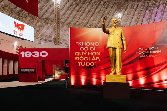 [Interactive] Tham quan Triển lãm số: “95 năm lịch sử Đảng Cộng sản Việt Nam”