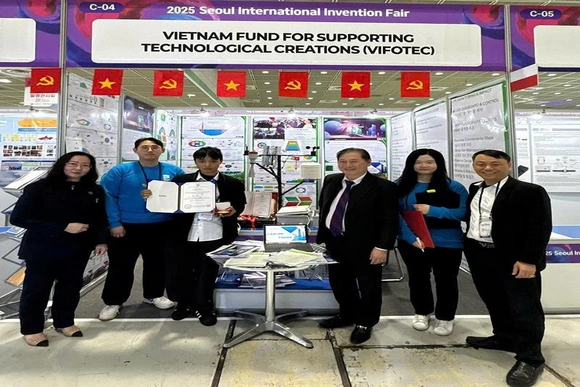 Cảnh báo sớm thiên tai thế hệ mới -&nbsp;hội tụ những công nghệ tiên tiến