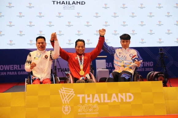 ASEAN Para Games 13: Đoàn thể thao Việt Nam khởi đầu ấn tượng với 8 HCV