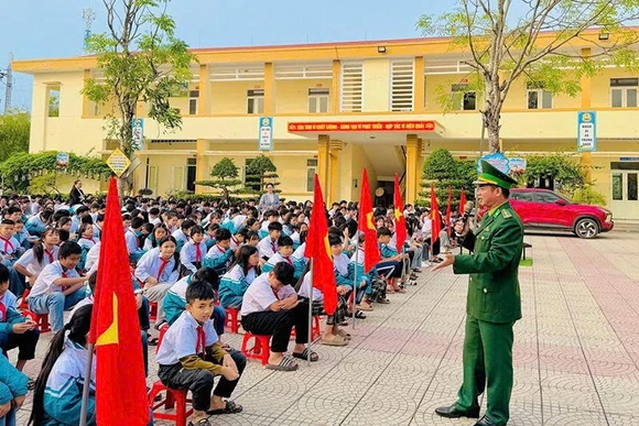 Phổ biến, giáo dục pháp luật trong trường học -&nbsp;nhiều cách làm hiệu quả