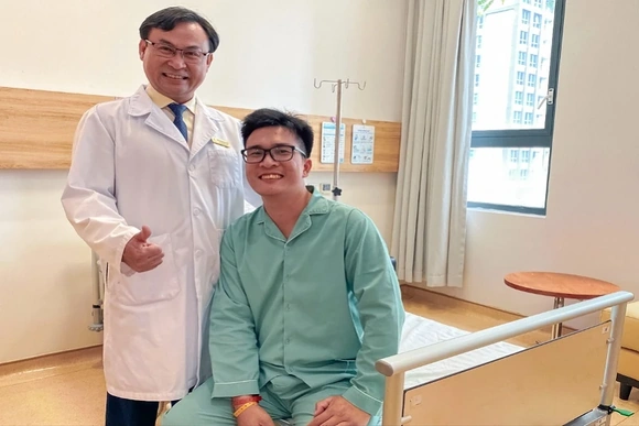 Hành trình ngược của bệnh nhân Việt kiều: Về nước điều trị thành công chứng đau dây thần kinh suốt 7 năm