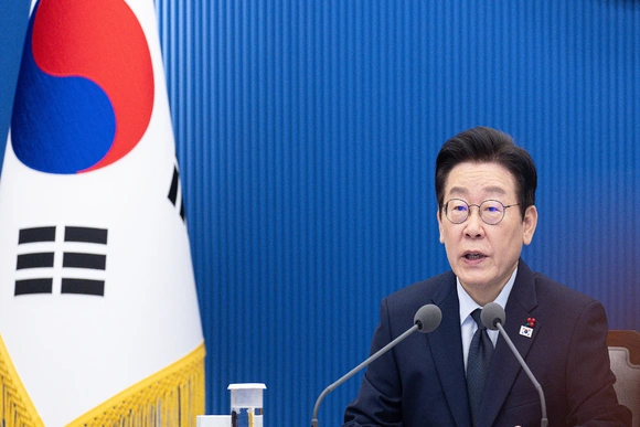 Tổng thống Hàn Quốc khẳng định tự chủ quốc phòng là nền tảng căn bản