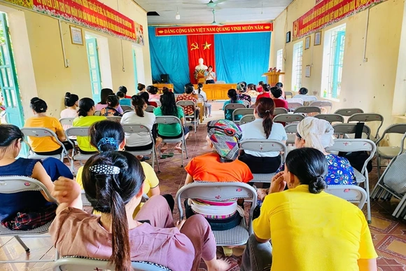 Đẩy mạnh “phủ sóng” tín dụng tài chính vi mô