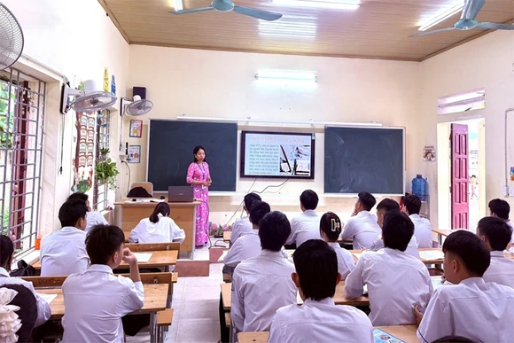 Chuyển đổi số nâng cao chất lượng giáo dục&nbsp;nghề nghiệp - giáo dục thường xuyên