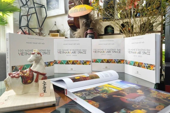 Ra mắt cuốn sách đặc biệt về chân dung 100 họa sỹ Việt Nam hiện đại