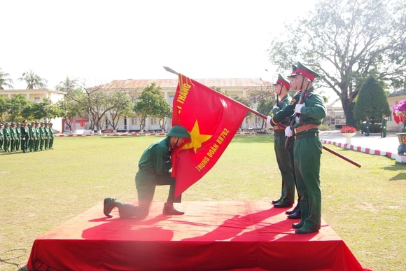 Trung đoàn 762 tiễn quân nhân hoàn thành nghĩa vụ quân sự năm 2026