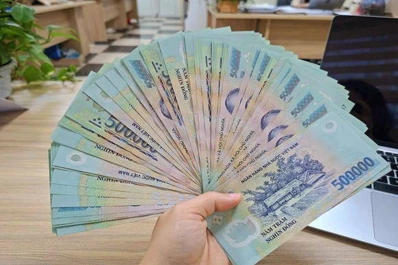 Bộ Tài chính làm rõ lương từ 5 triệu đồng thanh toán tiền mặt không được trừ khi tính thuế