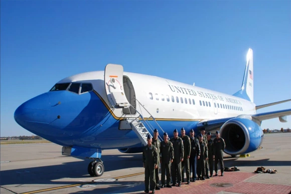 Máy bay quân sự Mỹ hạ cánh tại Argentina, chính quyền địa phương lên tiếng chỉ trích