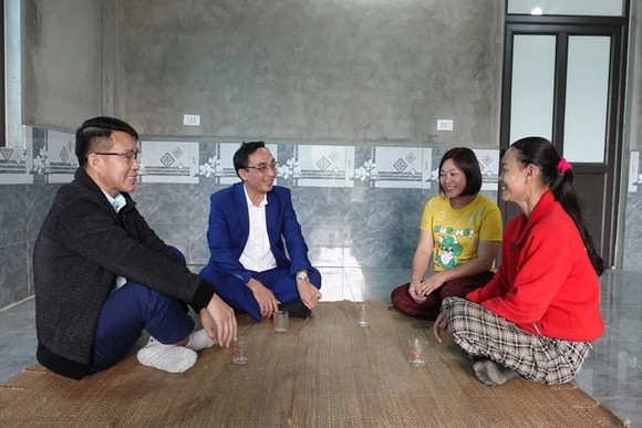 Những ngôi nhà thắm nghĩa tình