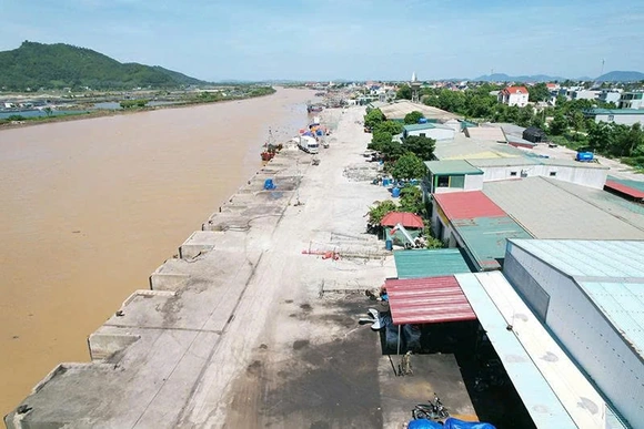 Kỳ vọng từ sự đầu tư hạ tầng mới&nbsp;cho các cảng cá