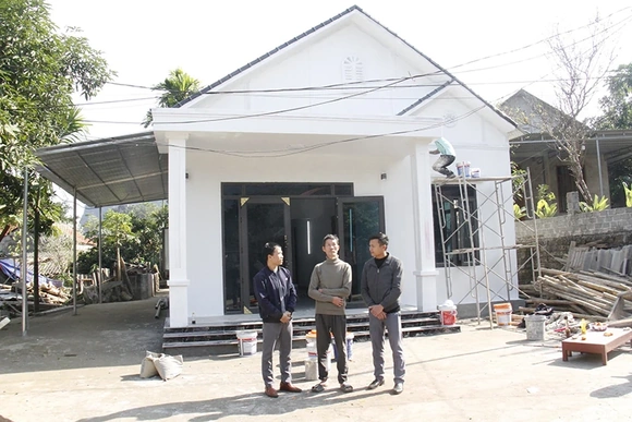 Giúp hộ nghèo hiện thực hóa giấc mơ an cư