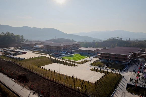 Sun Group nhận bằng khen của Thủ tướng Chính Phủ cho công trình trường liên cấp Si Pa Phìn, Điện Biên